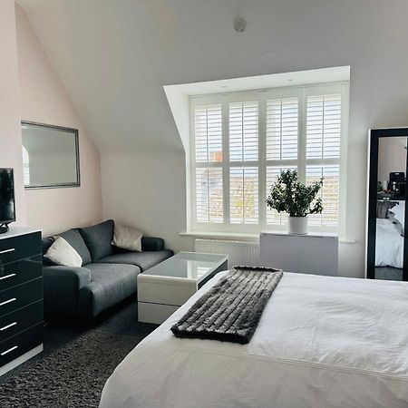 Penthouse Suite, Sea View, Close To Shops, Beach And Train St Leonards-on-Sea エクステリア 写真