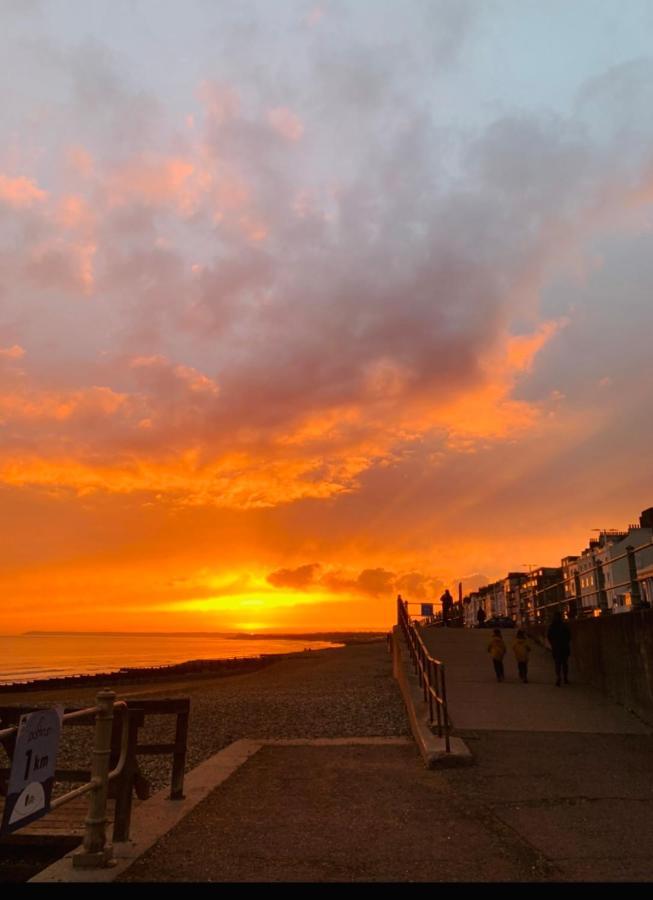 Penthouse Suite, Sea View, Close To Shops, Beach And Train St Leonards-on-Sea エクステリア 写真