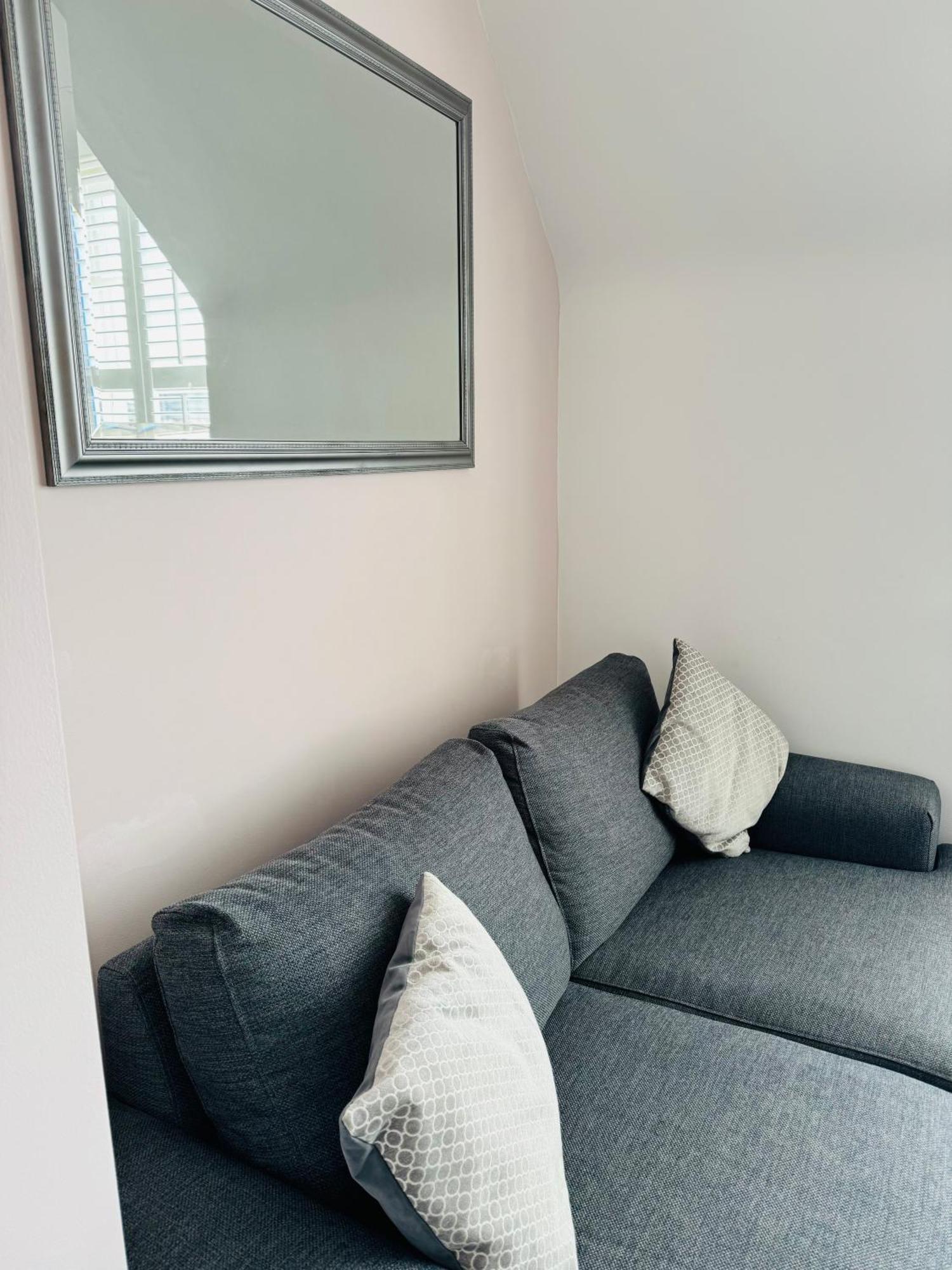 Penthouse Suite, Sea View, Close To Shops, Beach And Train St Leonards-on-Sea エクステリア 写真